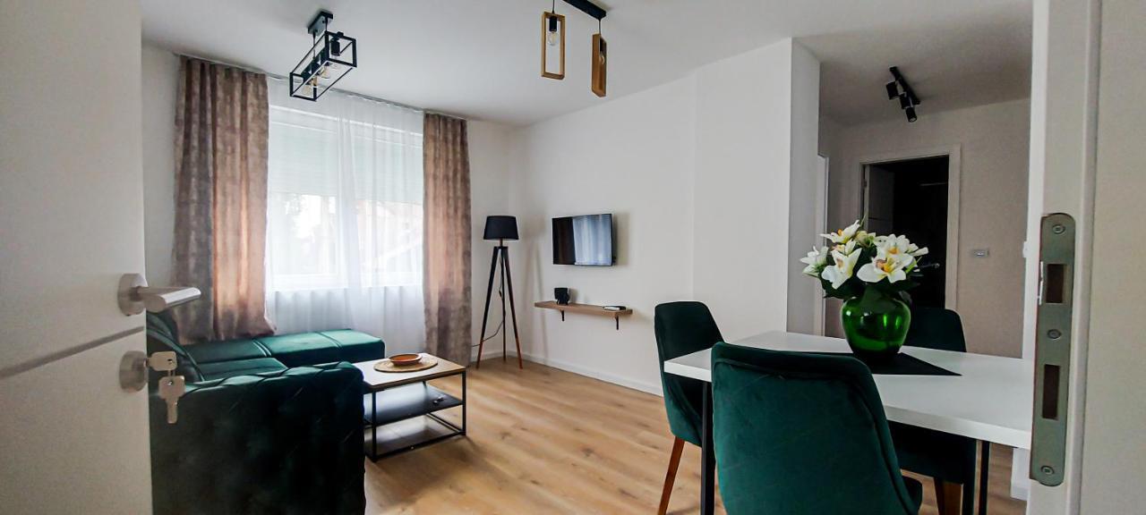 La Casa Apartments Jagodina Exterior photo
